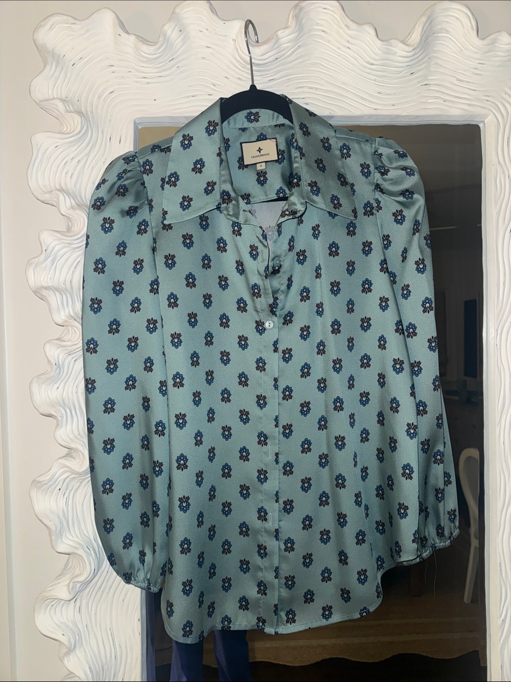 Tuckernuck slate blue Floral Button-Up Blouse- Size S